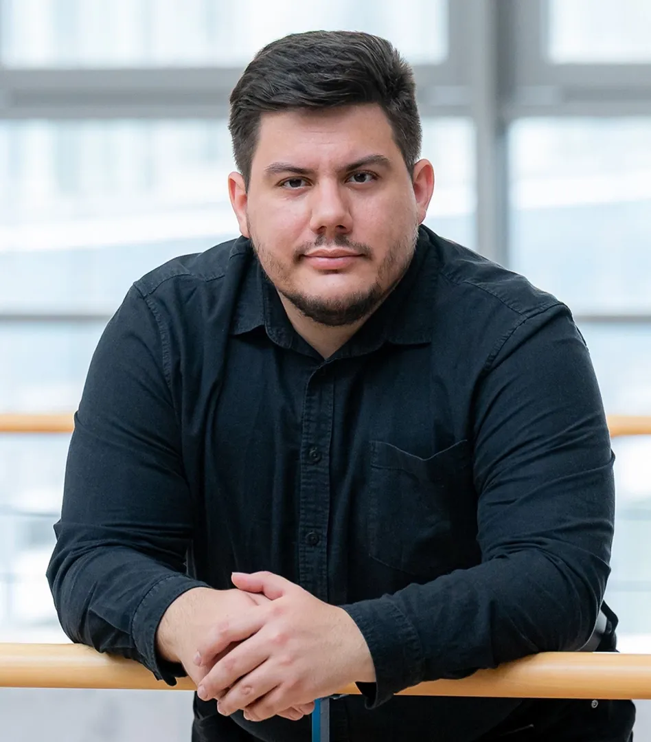  Adorján András